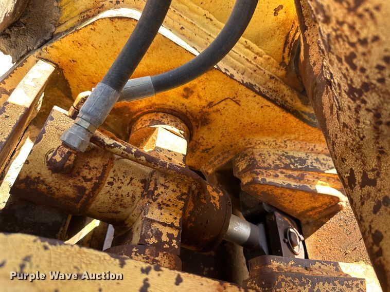 image for item OM9603 1996 Komatsu PC300LC-6 excavator