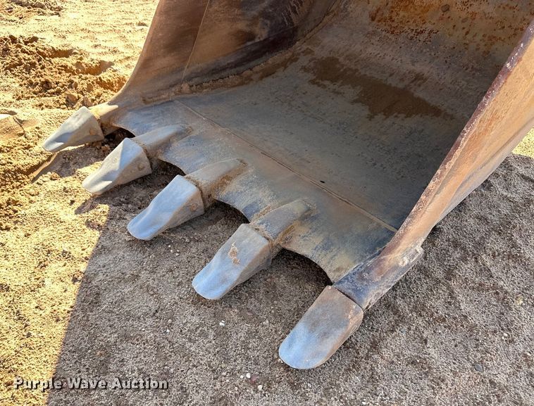 image for item OM9603 1996 Komatsu PC300LC-6 excavator