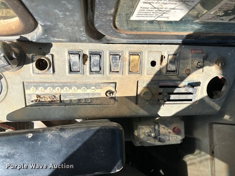 image for item OM9603 1996 Komatsu PC300LC-6 excavator