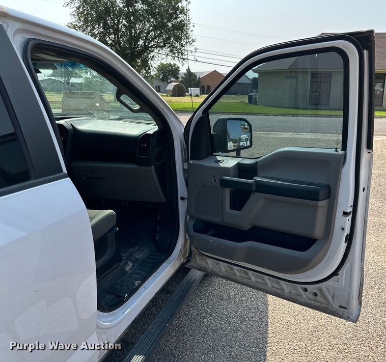 image for item DG4458 2018 Ford F150 SuperCrew pickup truck