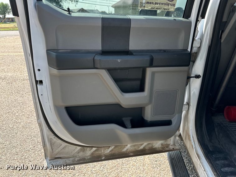 image for item DG4458 2018 Ford F150 SuperCrew pickup truck