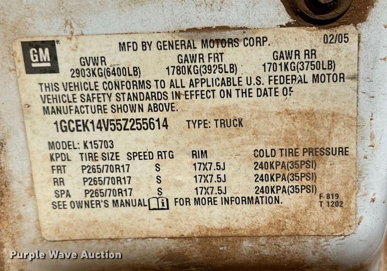 image for item DG4482 2005 Chevrolet Silverado 1500 pickup truck