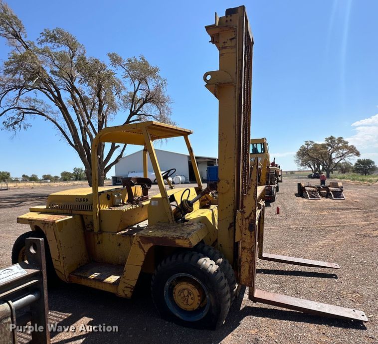 image for item DG4483 1963 Clark 392439 forklift
