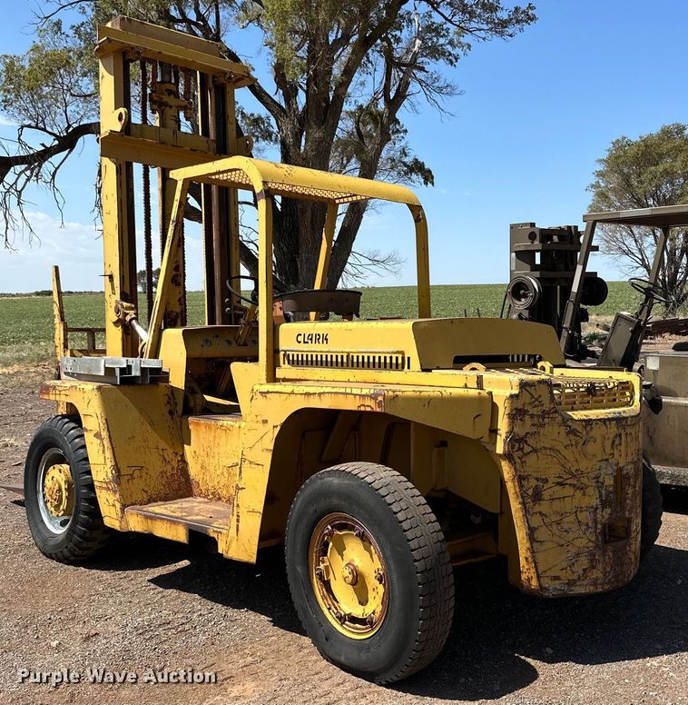 image for item DG4483 1963 Clark 392439 forklift