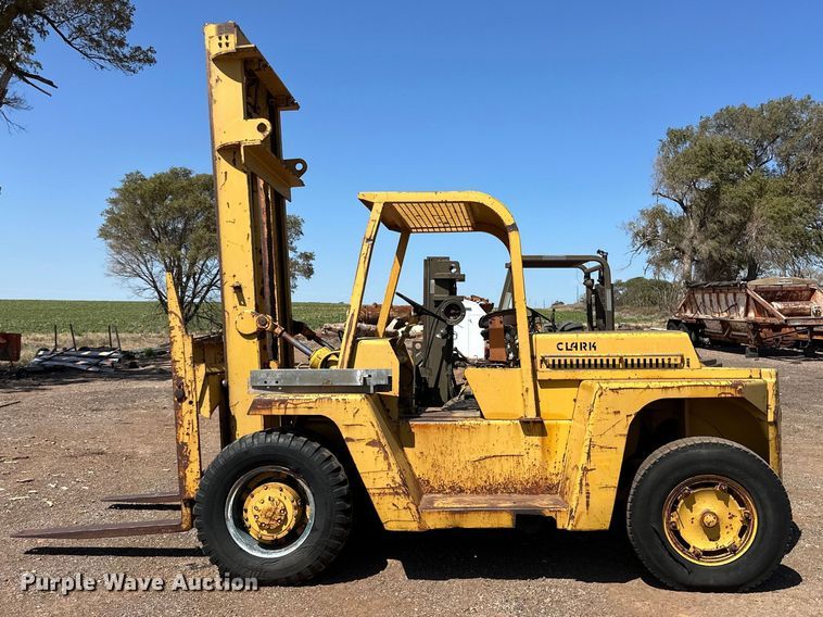 image for item DG4483 1963 Clark 392439 forklift
