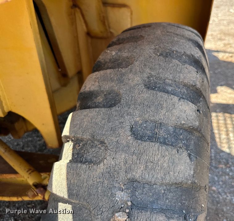 image for item DG4483 1963 Clark 392439 forklift