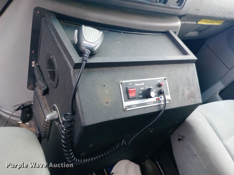 image for item DG5252 2012 Ford E450 ambulance