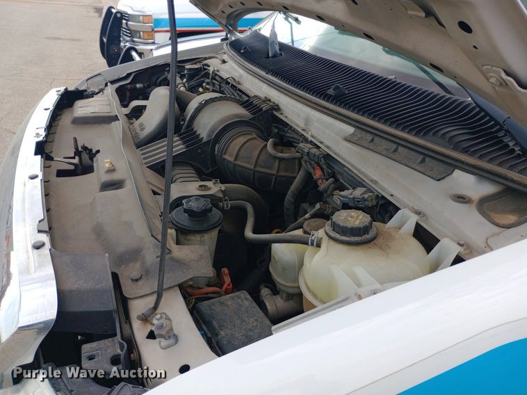 image for item DG5252 2012 Ford E450 ambulance