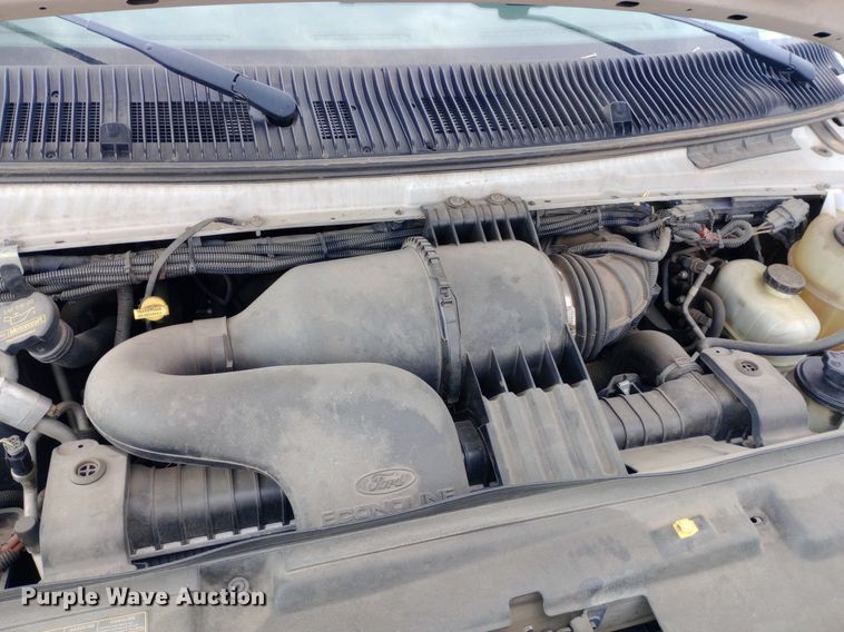 image for item DG5252 2012 Ford E450 ambulance