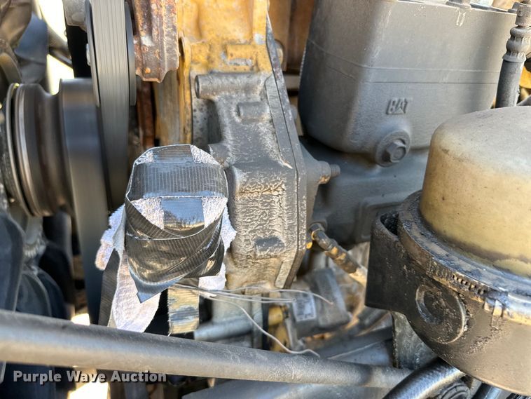 image for item DK6663 2009 Peterbilt  386 semi truck