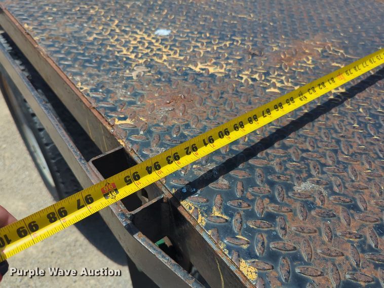 image for item DL1024 2001 Ford F450 Super Duty Crew Cab flatbed truck