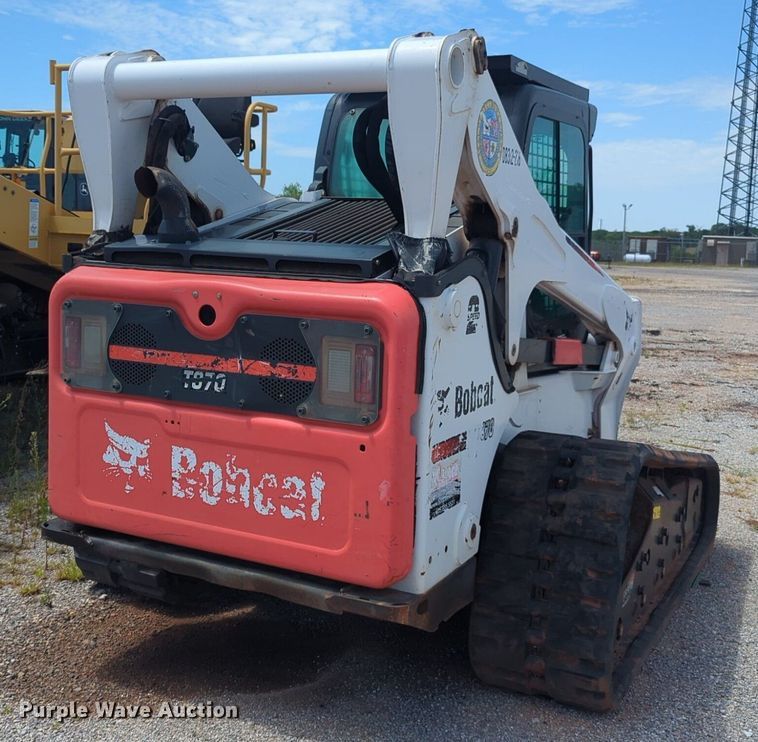 image for item DL1025 2017 Bobcat T870 tracked skid steer loader