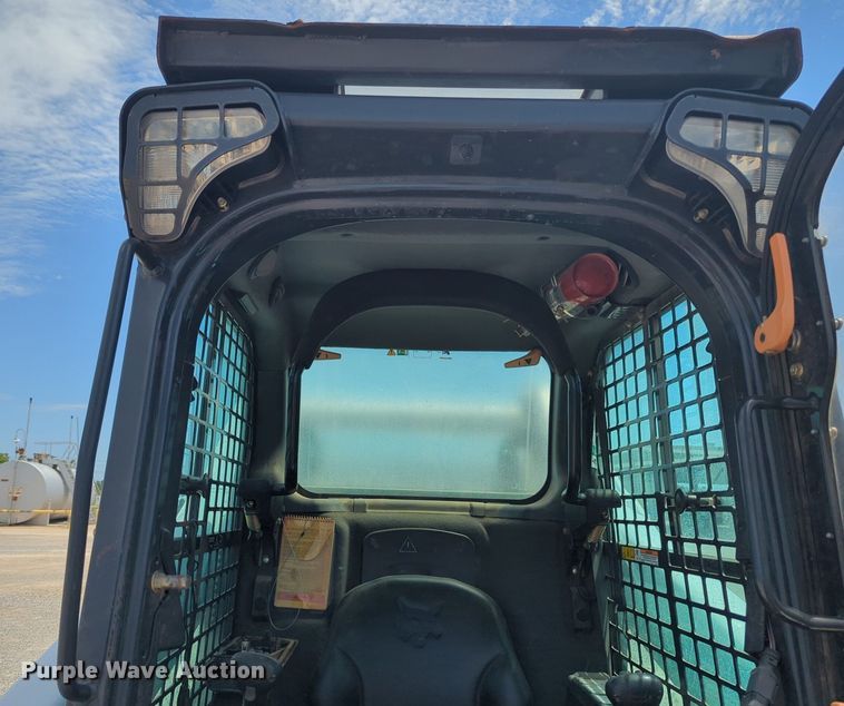 image for item DL1025 2017 Bobcat T870 tracked skid steer loader