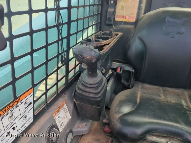 image for item DL1025 2017 Bobcat T870 tracked skid steer loader