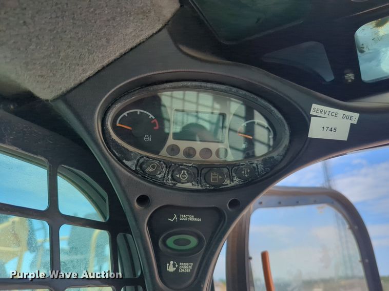 image for item DL1025 2017 Bobcat T870 tracked skid steer loader