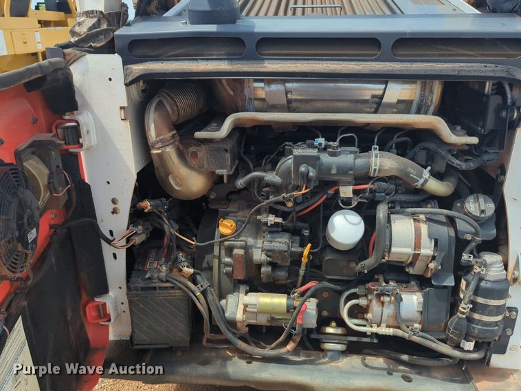 image for item DL1025 2017 Bobcat T870 tracked skid steer loader