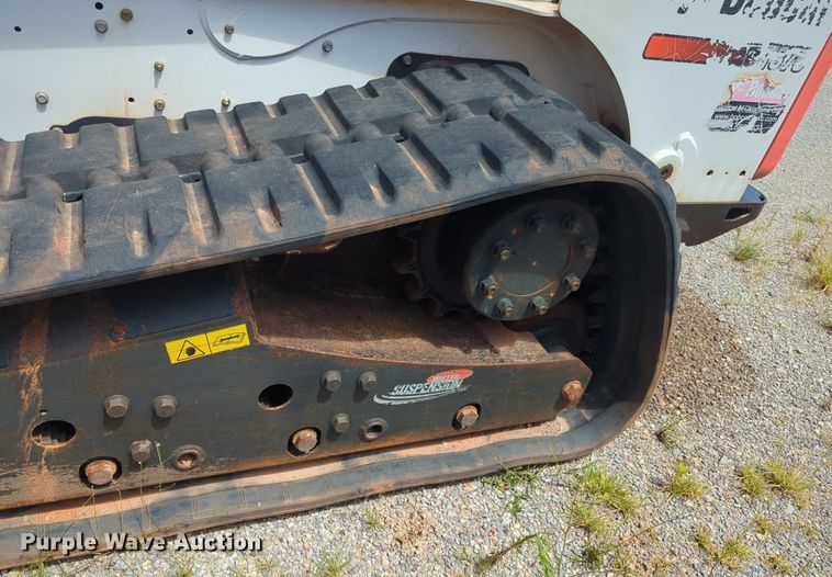 image for item DL1025 2017 Bobcat T870 tracked skid steer loader