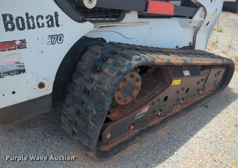 image for item DL1025 2017 Bobcat T870 tracked skid steer loader