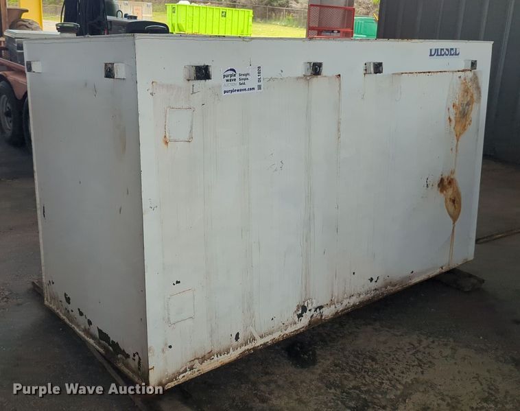 image for item DL1028 Fuel tank