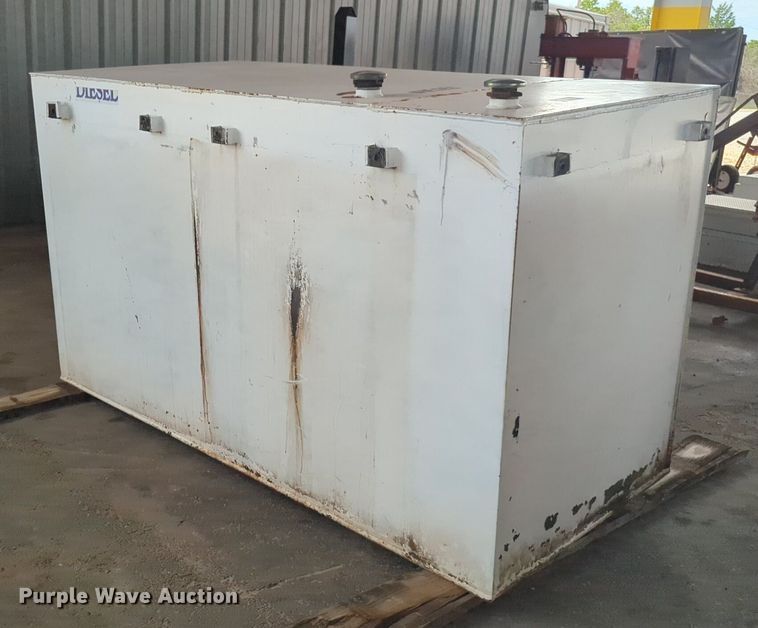 image for item DL1028 Fuel tank