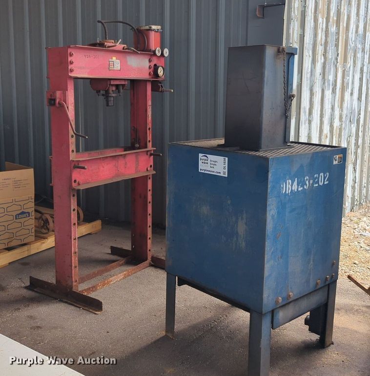 image for item DL1030 Presses