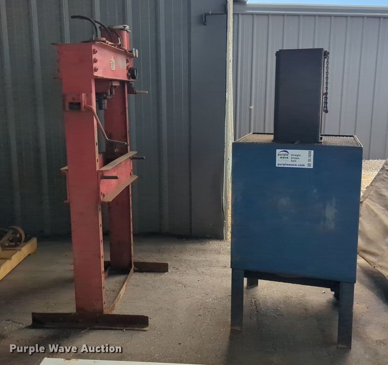 image for item DL1030 Presses