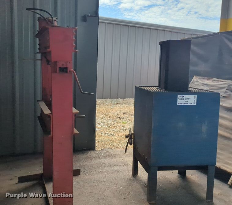 image for item DL1030 Presses