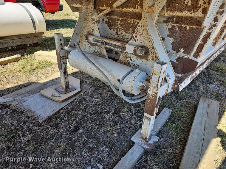 image for item DM1545 2006 CPS SBD240 Hopper bottom dump trailer