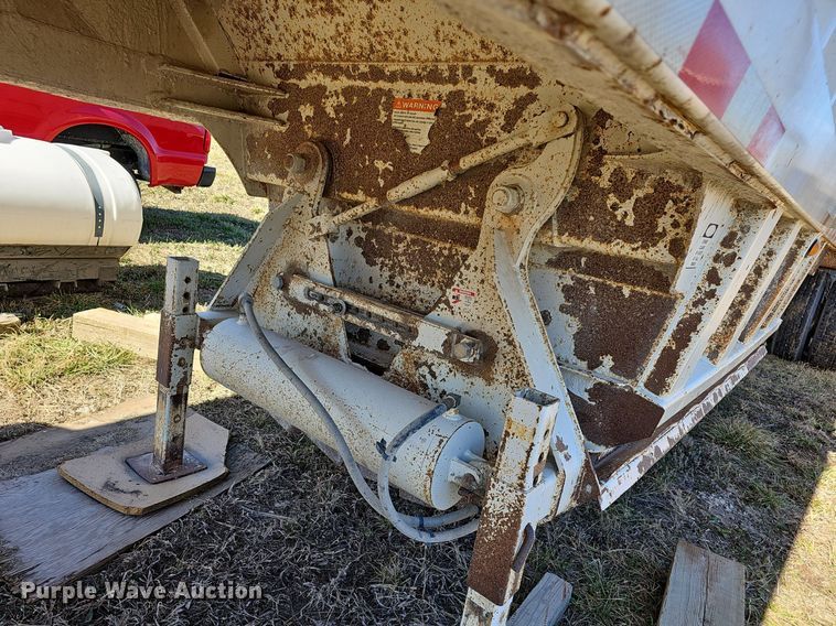 image for item DM1545 2006 CPS SBD240 Hopper bottom dump trailer