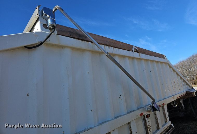 image for item DM1545 2006 CPS SBD240 Hopper bottom dump trailer