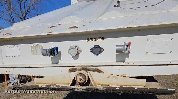 image for item DM1545 2006 CPS SBD240 Hopper bottom dump trailer