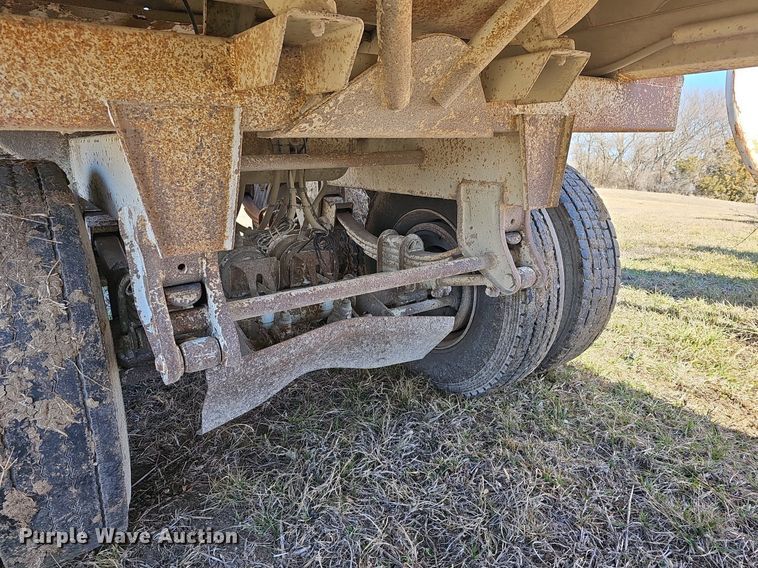 image for item DM1545 2006 CPS SBD240 Hopper bottom dump trailer