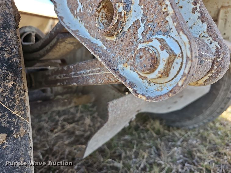 image for item DM1545 2006 CPS SBD240 Hopper bottom dump trailer