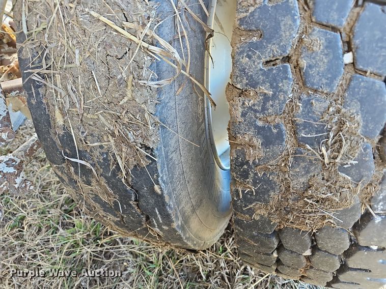 image for item DM1545 2006 CPS SBD240 Hopper bottom dump trailer