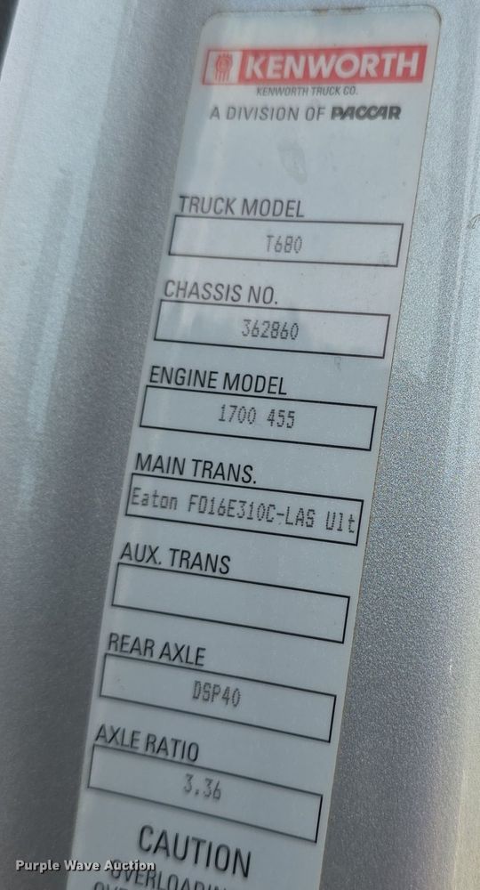 image for item DM1692 2013 Kenworth T680 semi truck