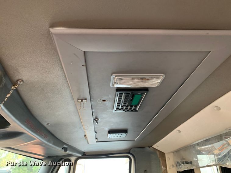 image for item DM1759 2009 International Champion 3200 VT365 shuttle bus