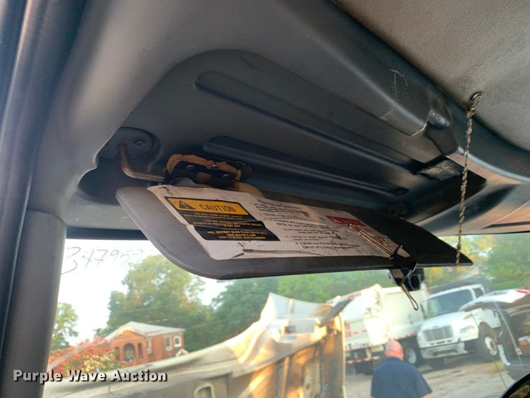 image for item DM1759 2009 International Champion 3200 VT365 shuttle bus