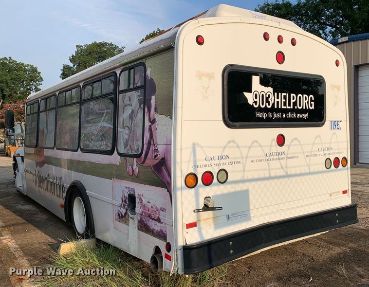 image for item DM1760 2011 International General Coach shuttle bus