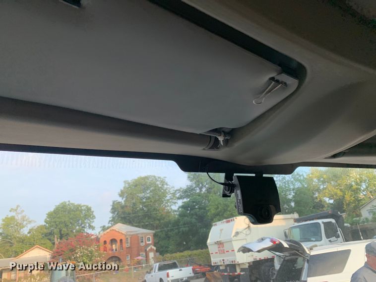 image for item DM1760 2011 International General Coach shuttle bus