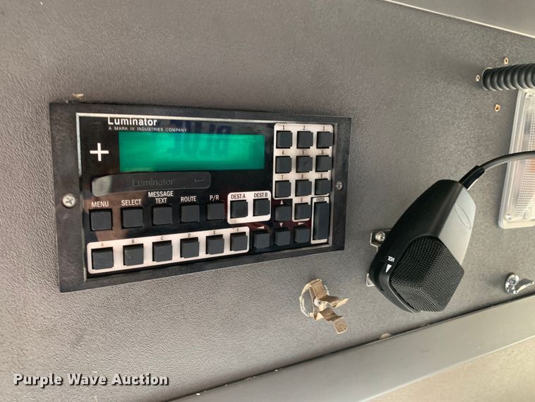 image for item DM1760 2011 International General Coach shuttle bus