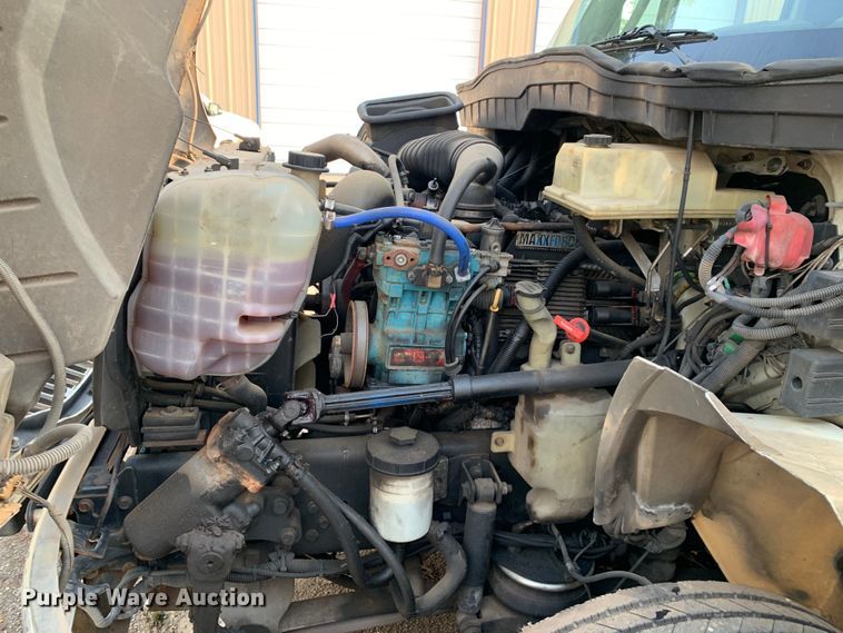 image for item DM1760 2011 International General Coach shuttle bus