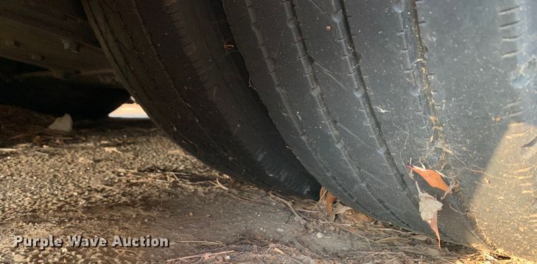 image for item DM1760 2011 International General Coach shuttle bus