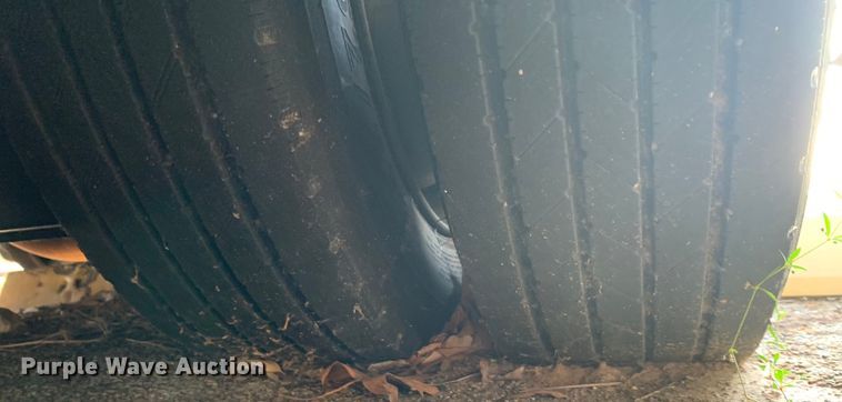 image for item DM1760 2011 International General Coach shuttle bus