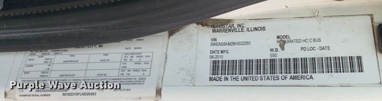 image for item DM1760 2011 International General Coach shuttle bus