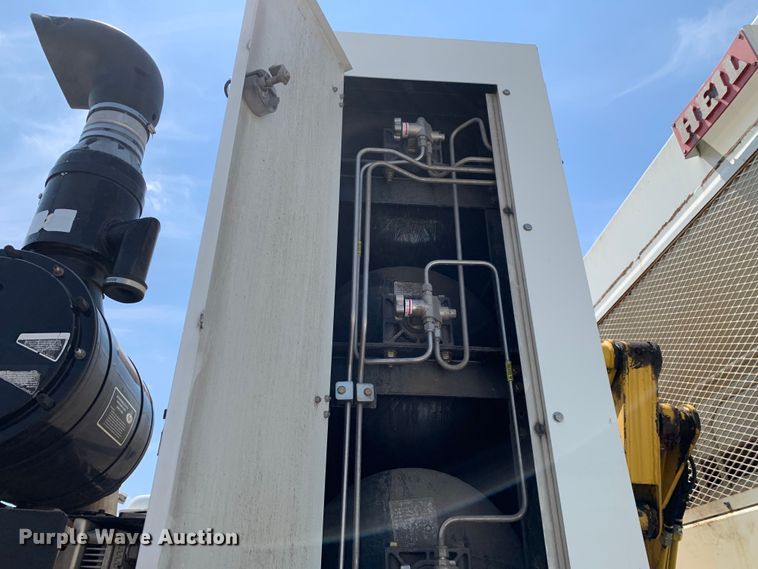 image for item DM1761 2015 Mack LEU633 refuse truck