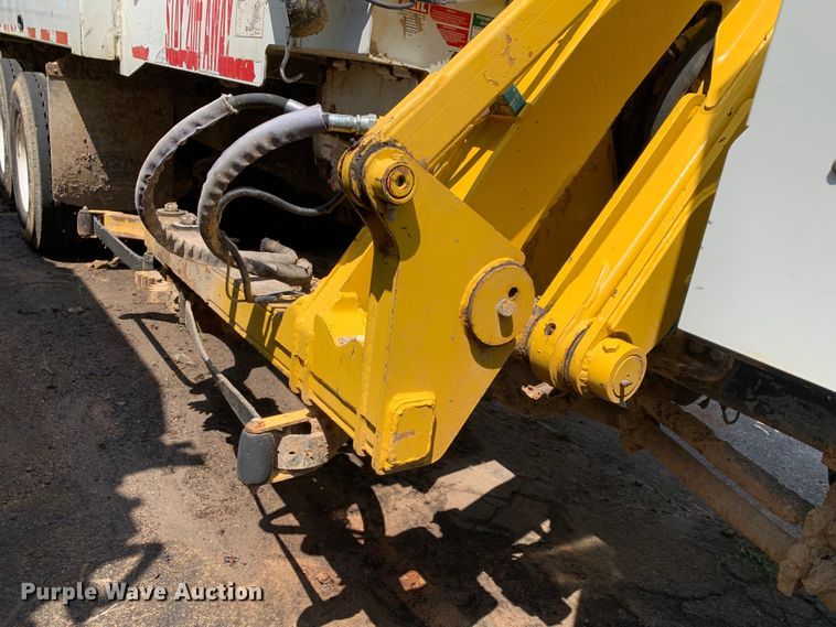 image for item DM1761 2015 Mack LEU633 refuse truck