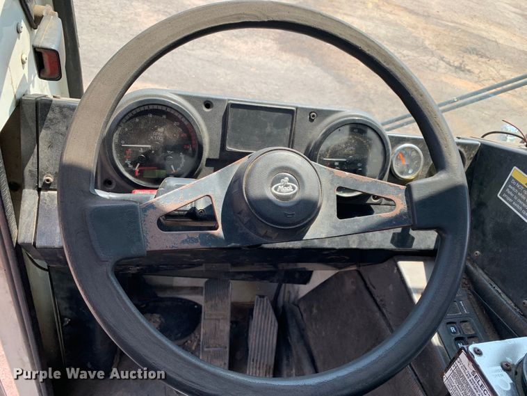 image for item DM1761 2015 Mack LEU633 refuse truck