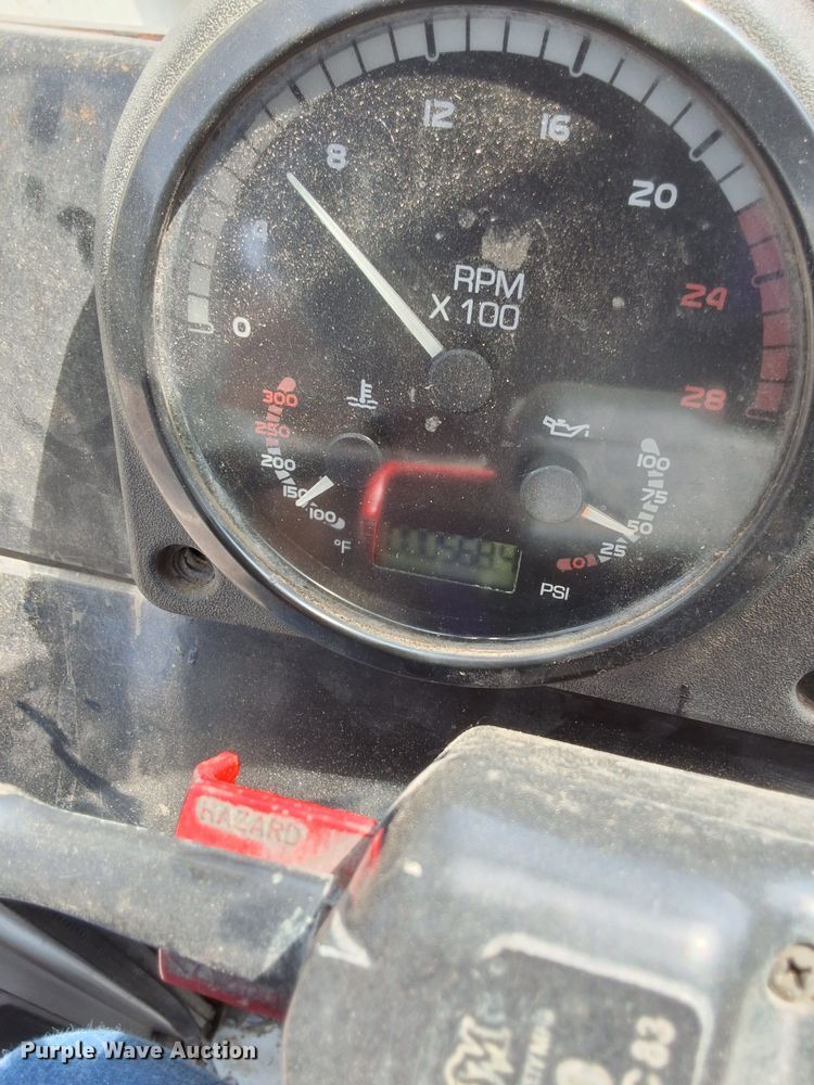 image for item DM1761 2015 Mack LEU633 refuse truck