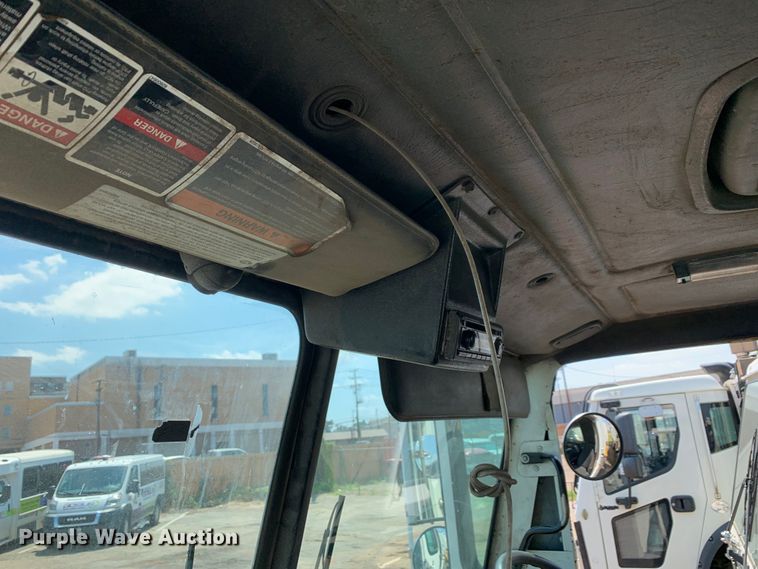 image for item DM1761 2015 Mack LEU633 refuse truck