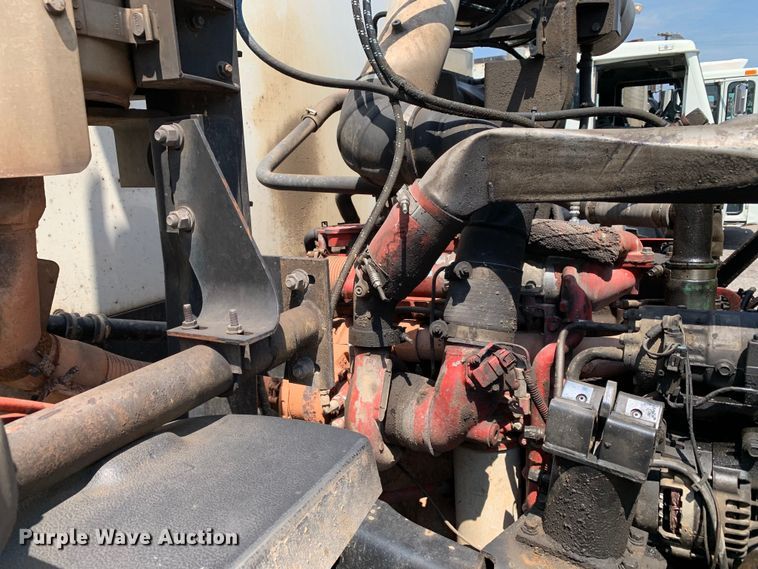 image for item DM1761 2015 Mack LEU633 refuse truck